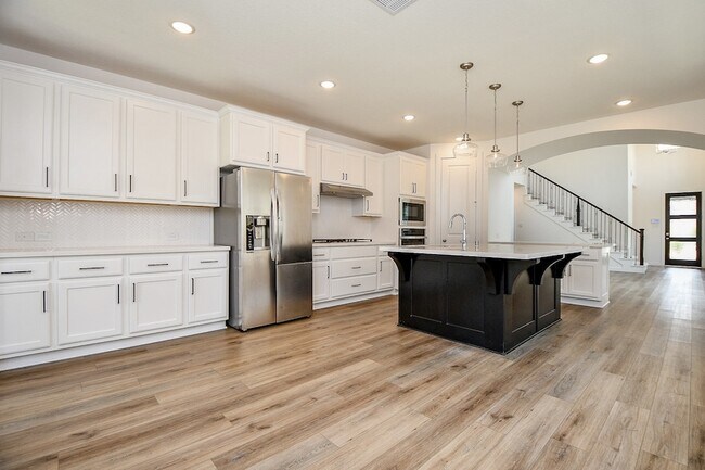 Building Photo - 943 Malibu Shr Ln