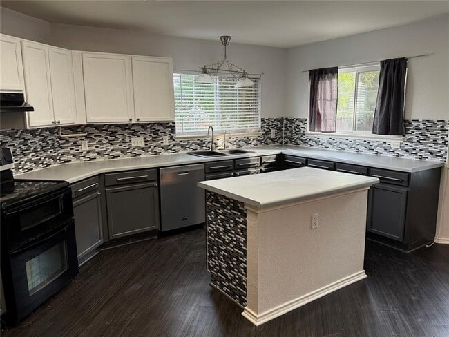 Building Photo - 4403 Cisco Valley Dr