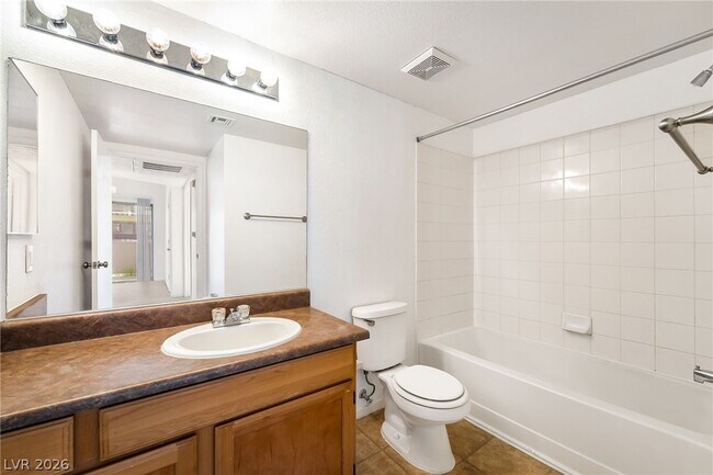 Building Photo - 45 Maleena Mesa St