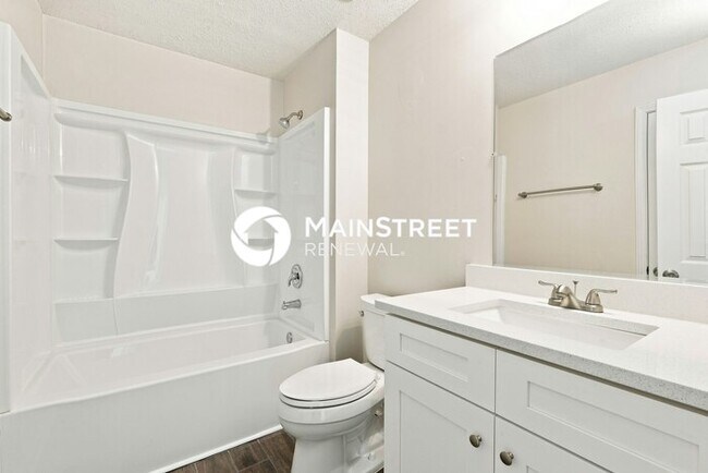 Building Photo - 4 Bedroom Pet-Friendly Home in ELLENWOOD, GA with Main Street Renewal