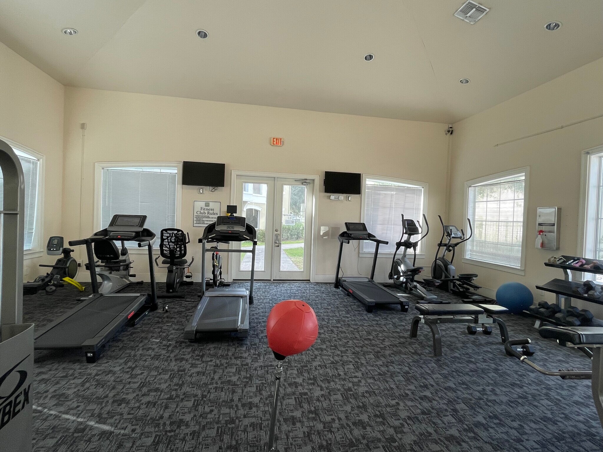 Building Photo - 8290 Gate Pky W