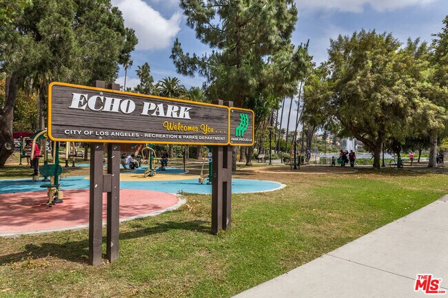 Building Photo - 1912 Liberty Ct