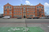 Building Photo - 6533 E Jefferson Ave