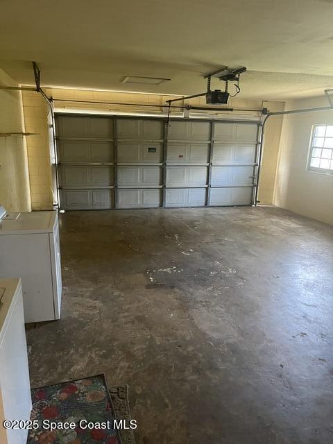 Building Photo - 978 Nagle Dr