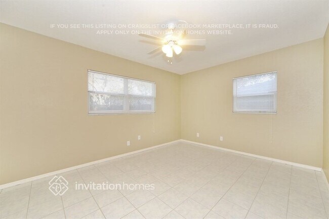 Building Photo - 2213 Boxwood Way