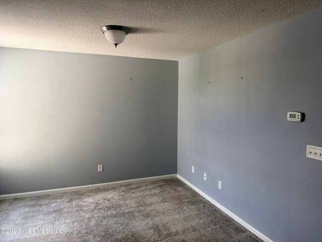 Building Photo - 8879 Inlet Bluff Dr