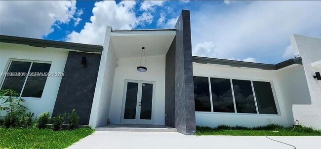 Building Photo - 18961 SW 359th St