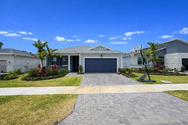 Building Photo - 10503 SW Orana Dr