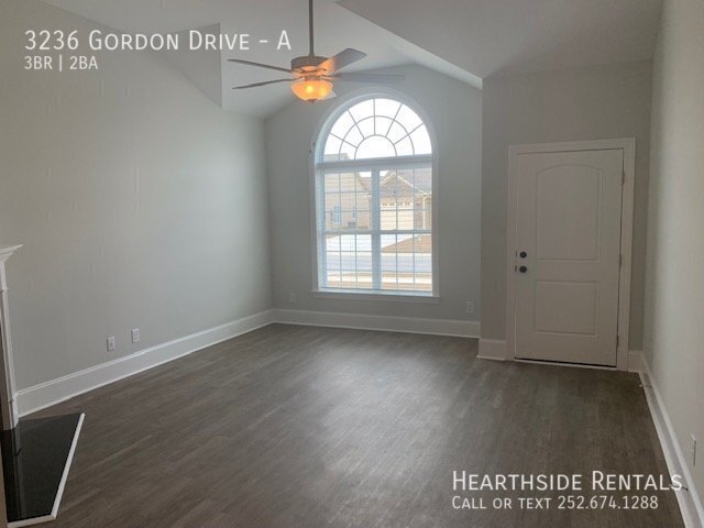 Building Photo - 3236 Gordon Dr