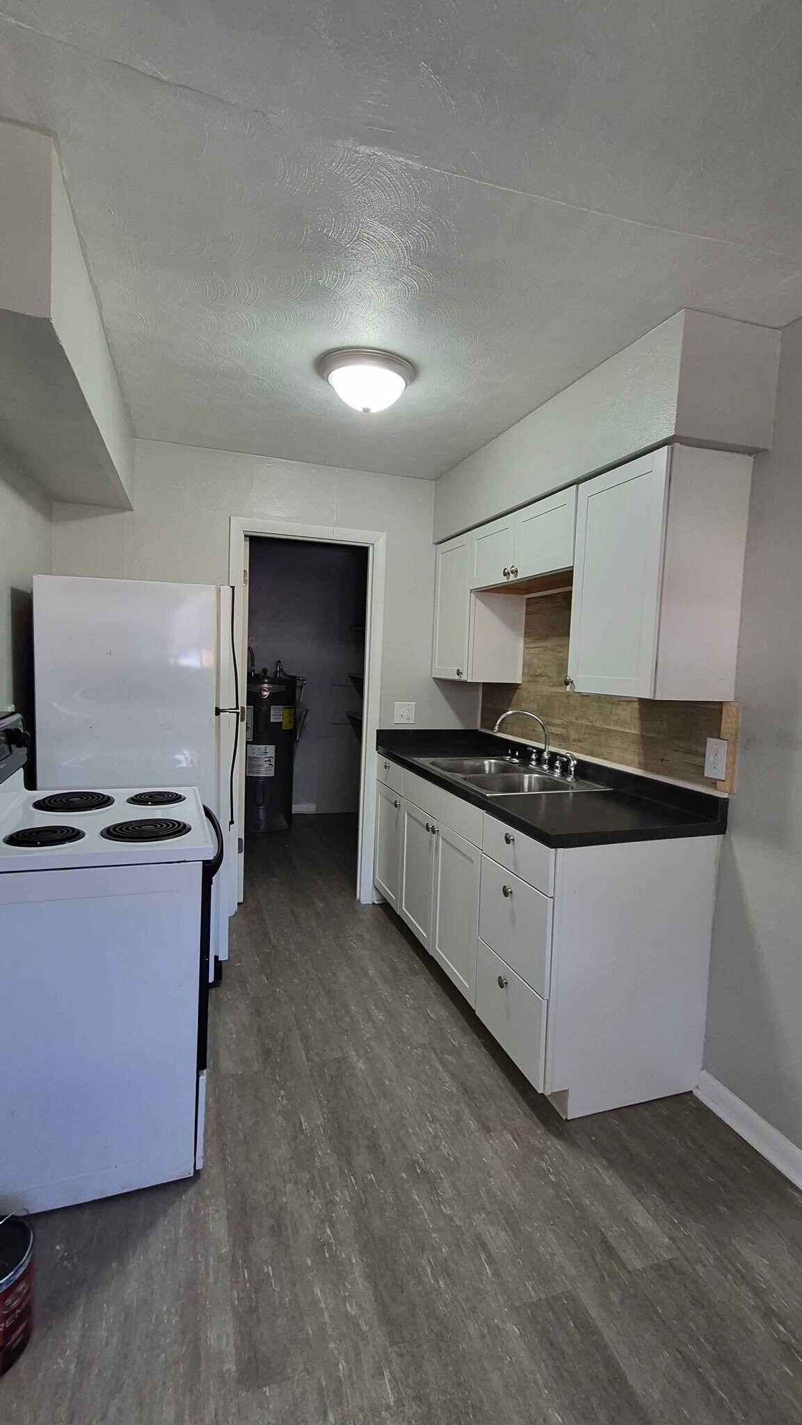 Building Photo - 262 E Nottingham Rd