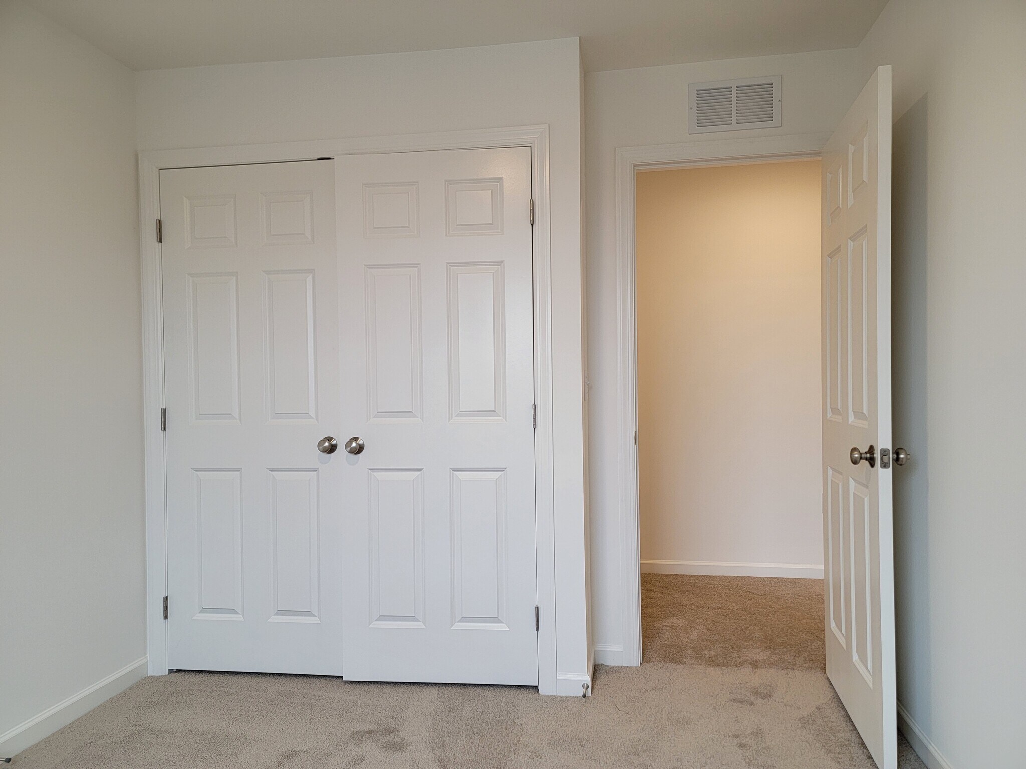Building Photo - 2485 Artesian Way