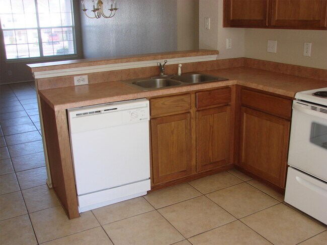 Building Photo - 73 Autumn Pass