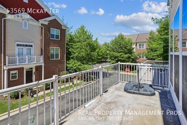 Building Photo - 43569 McKay Terrace