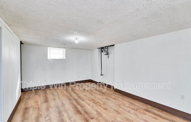 Building Photo - 10315 St Arthur Ln