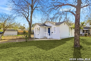 Building Photo - 2202 W Hermosa Dr