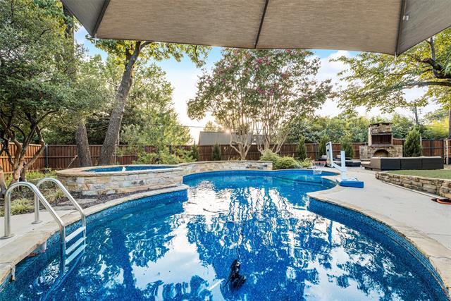 Building Photo - 14077 Brookridge Dr