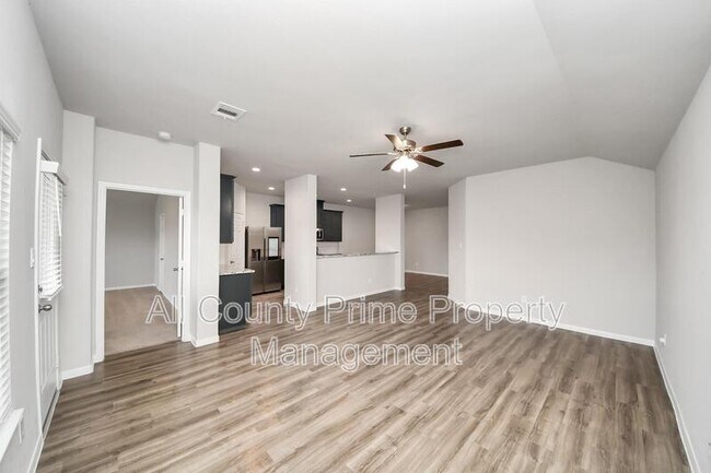 Building Photo - 13318 Villa Sola Dr