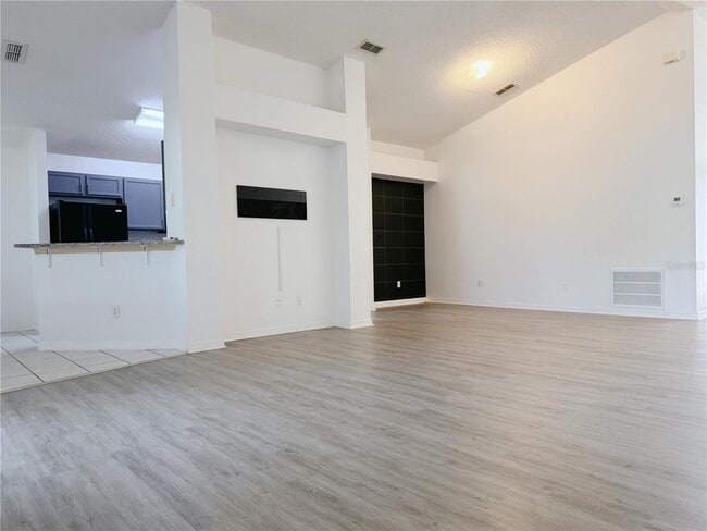 Building Photo - 2727 Corybrooke Ln