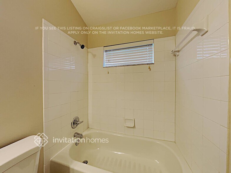 Building Photo - 8414 Canterbury Lake Blvd