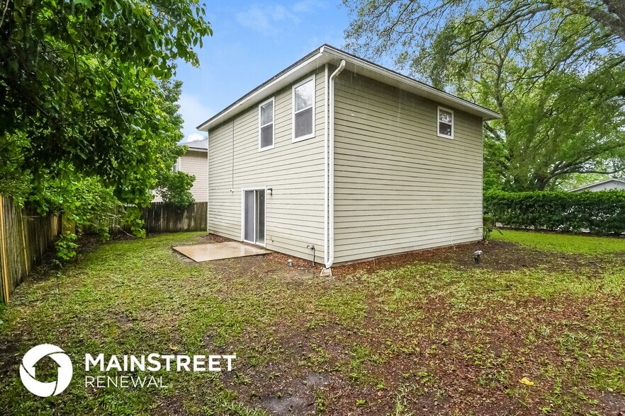 Building Photo - 8125 Cahoon Dr W