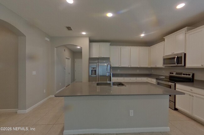 Building Photo - 10328 Pavnes Creek Dr
