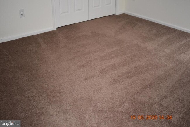 Building Photo - 16 Michael Ct