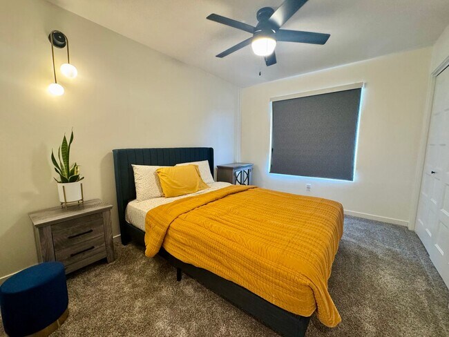 Building Photo - 3 bed 2 bath 1 year old house in SE Lincoln