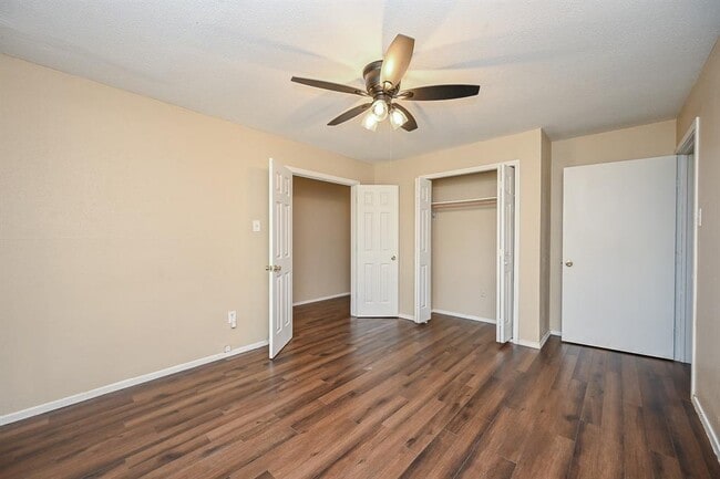 Building Photo - 19226 Plantain Dr