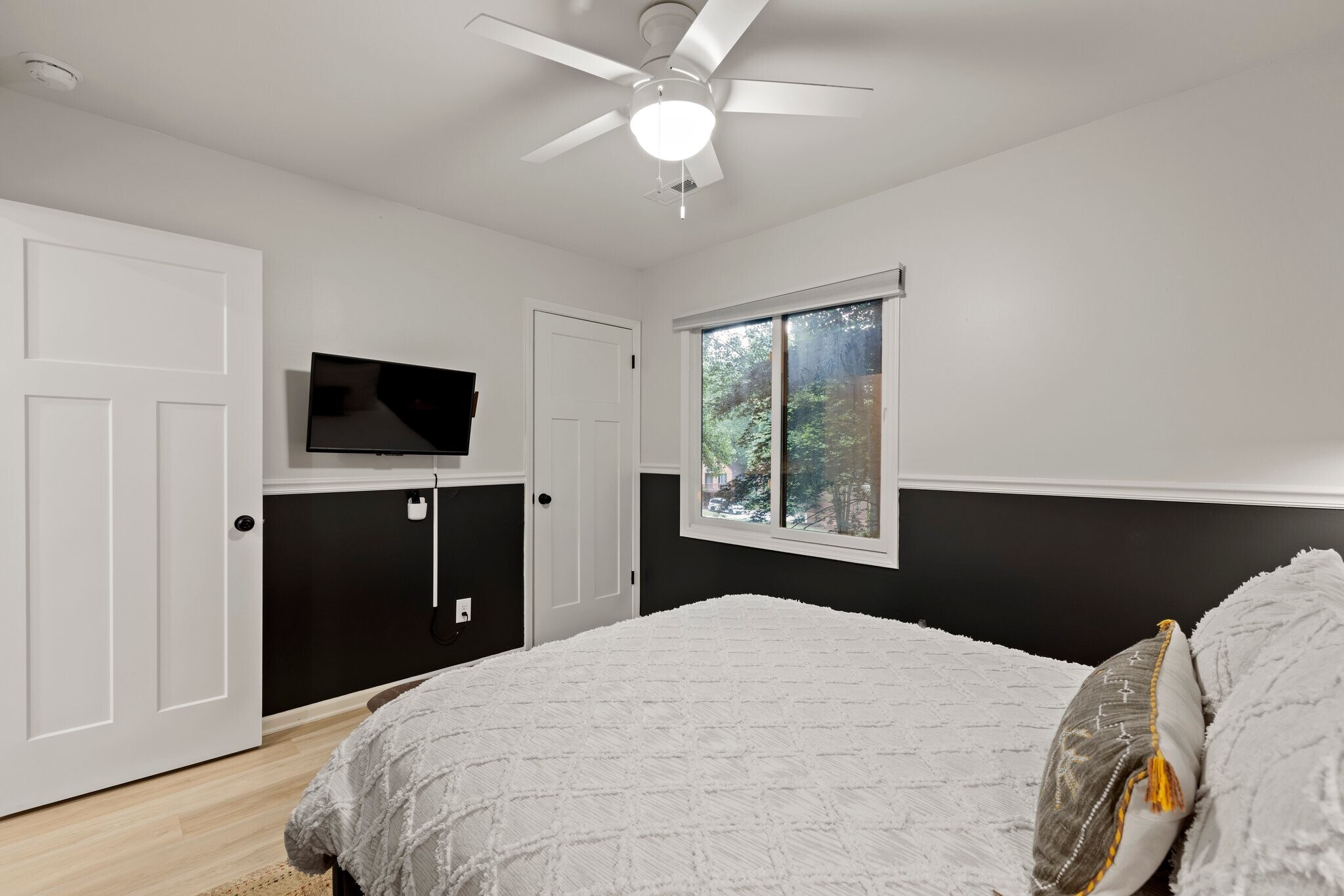 Building Photo - 14 Wildwood Cir