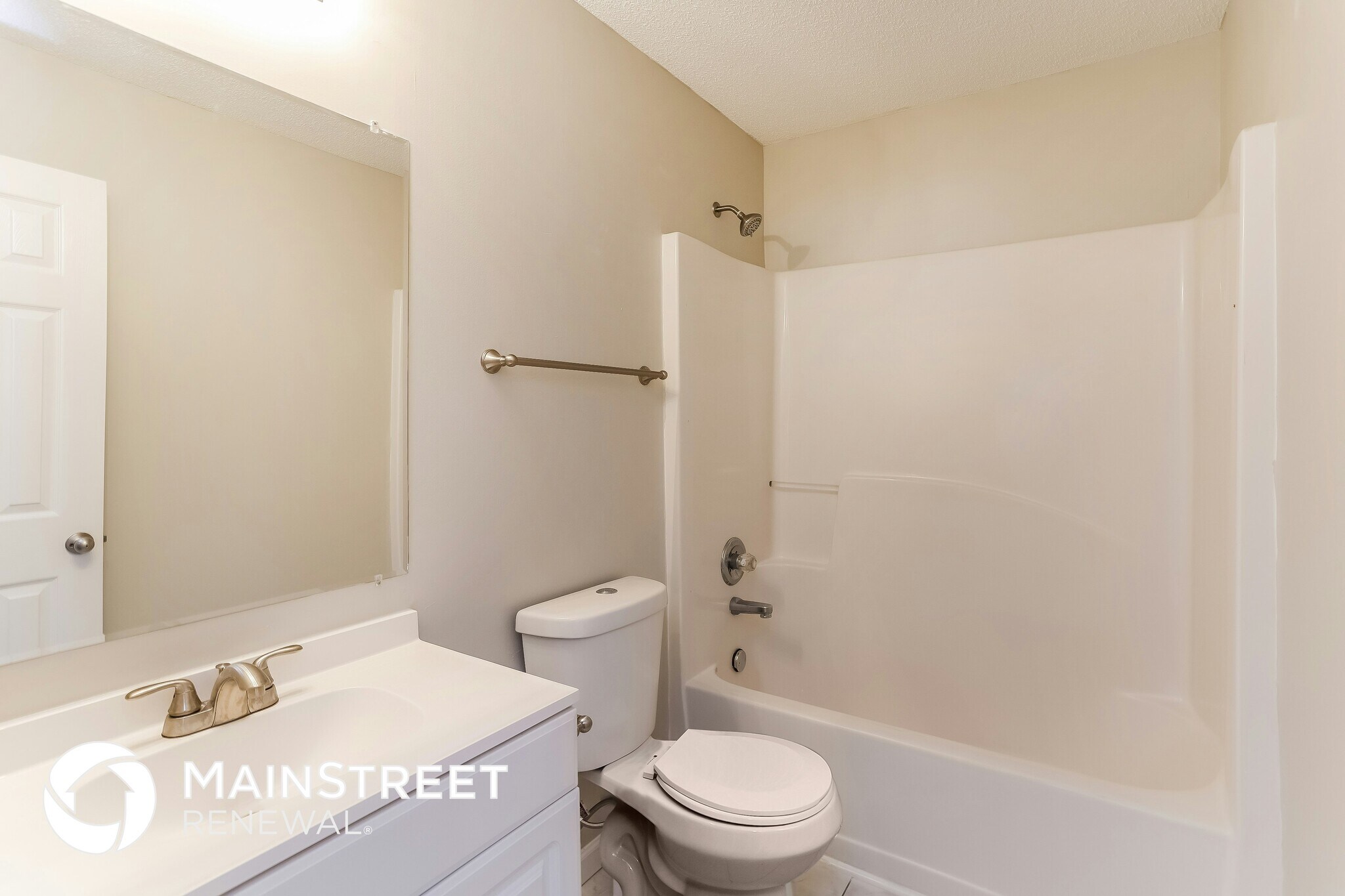 Building Photo - 4630 Thermal Ct