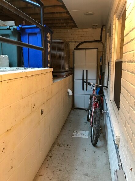 Building Photo - 3547 10th St NW