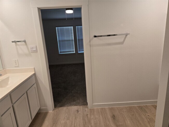 Building Photo - 31710 Carlisle Cv Ct