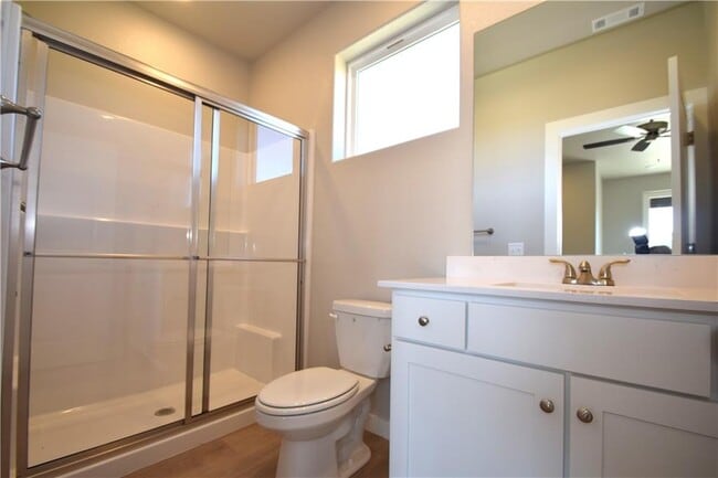 Building Photo - 1804 SW Casuarina Dr