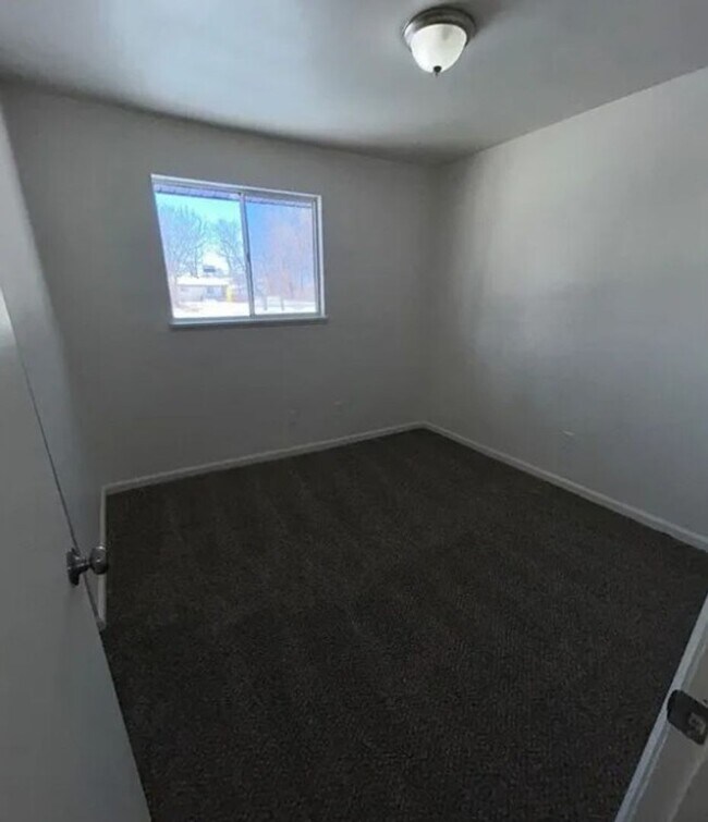 Building Photo - For Lease