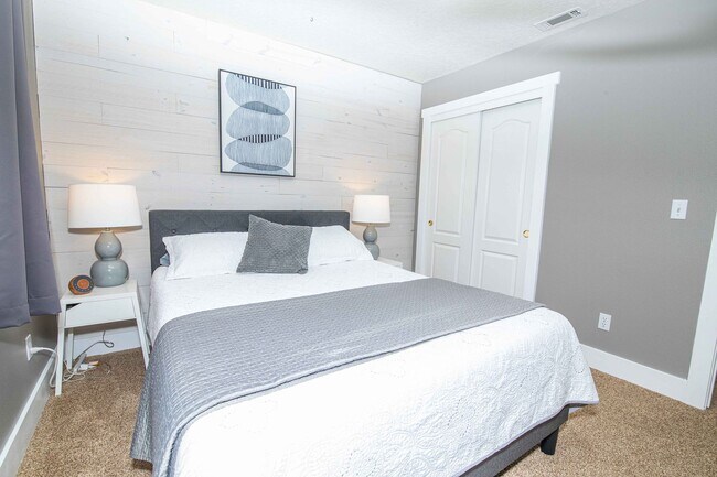 Building Photo - Beautiful Boise Home