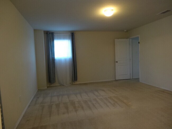 Building Photo - 4418 Windmill Run Dr
