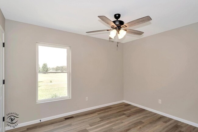 Building Photo - 1321 Sioux Turn