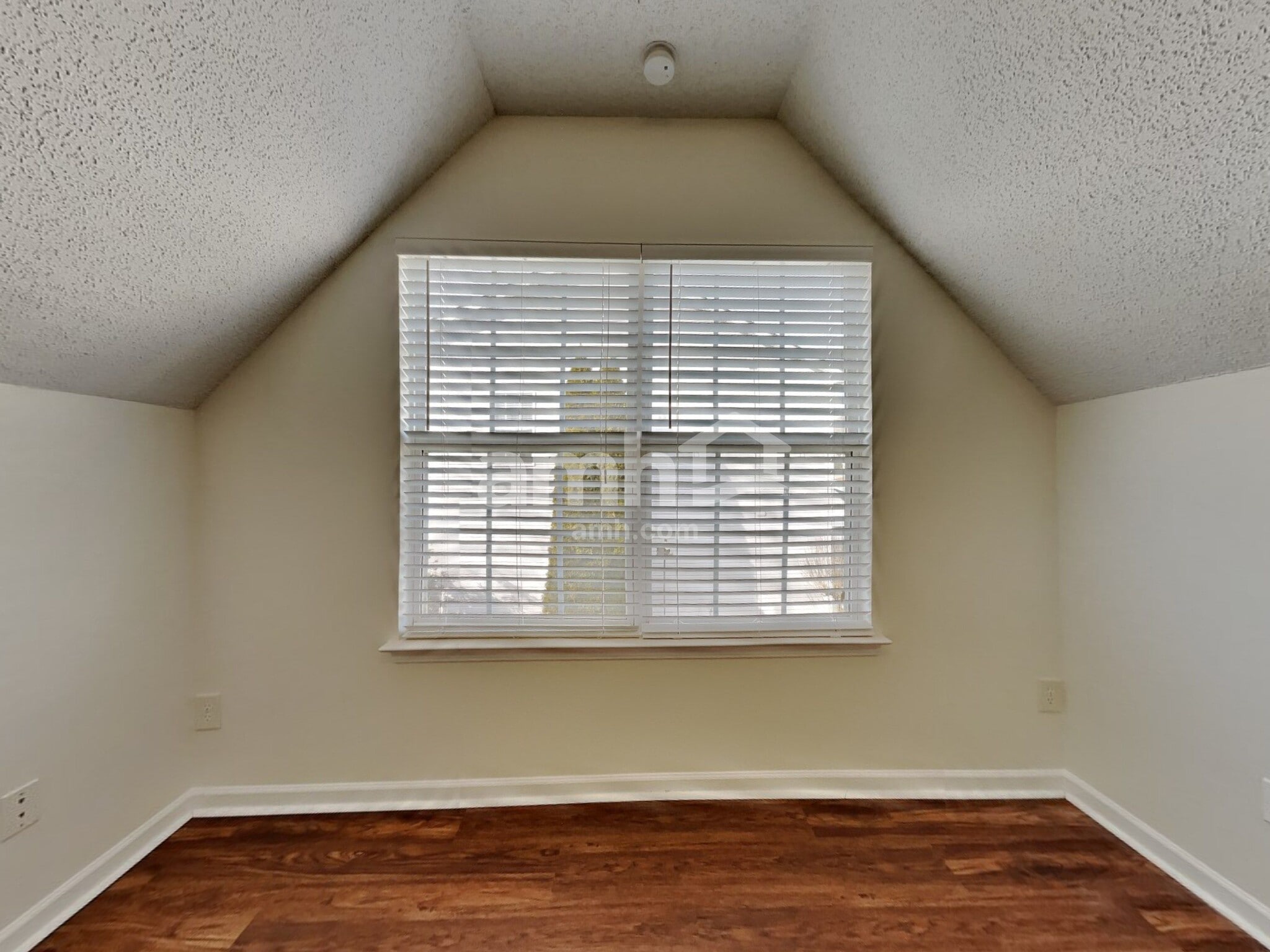 Building Photo - 109 Peterborough Dr