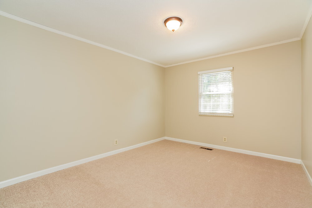 Building Photo - 1317 Ravenna Ct S