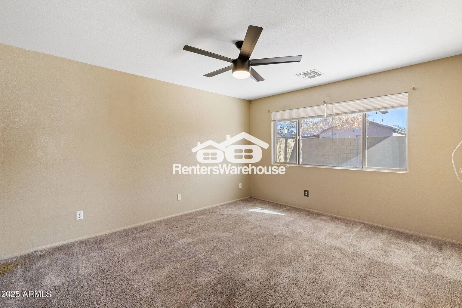 Building Photo - 39837 N Manetti St
