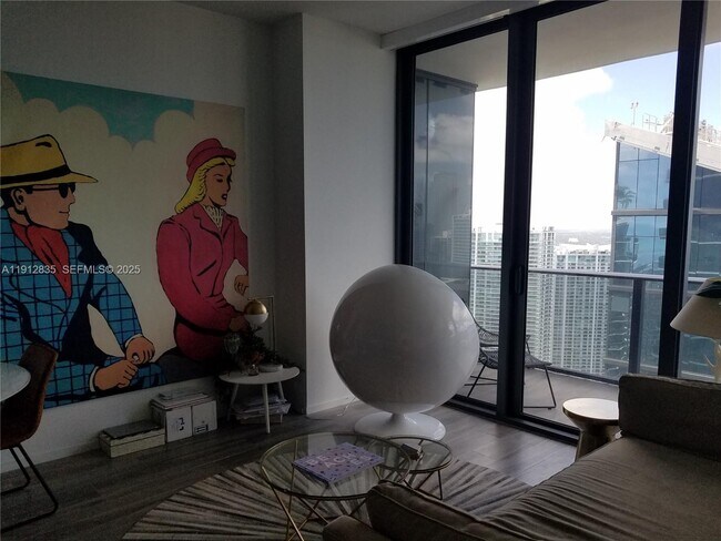 Building Photo - 801 S Miami Ave