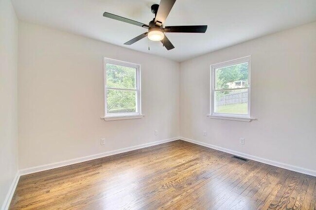 Building Photo - 797 Highland Ave