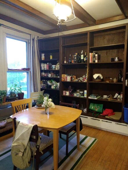 Building Photo - 224 E Michigan St