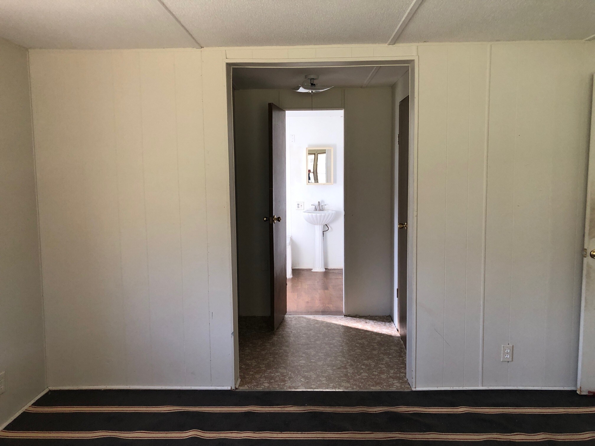 Building Photo - 4060 Spiker Ln