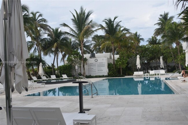 Building Photo - 6365 Collins Ave