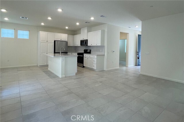 Building Photo - 4018 Summer Wy