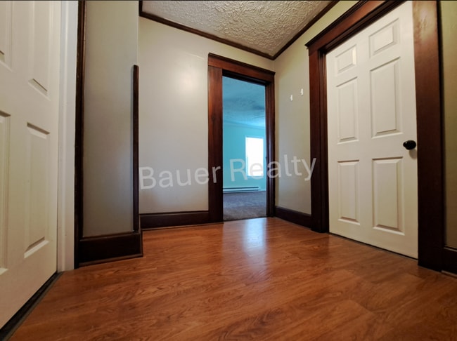 Building Photo - kj324