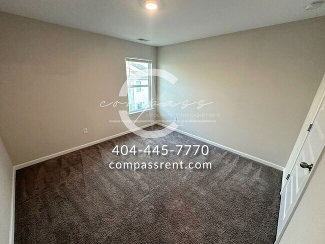 Building Photo - 218 Lyndon Wy NW