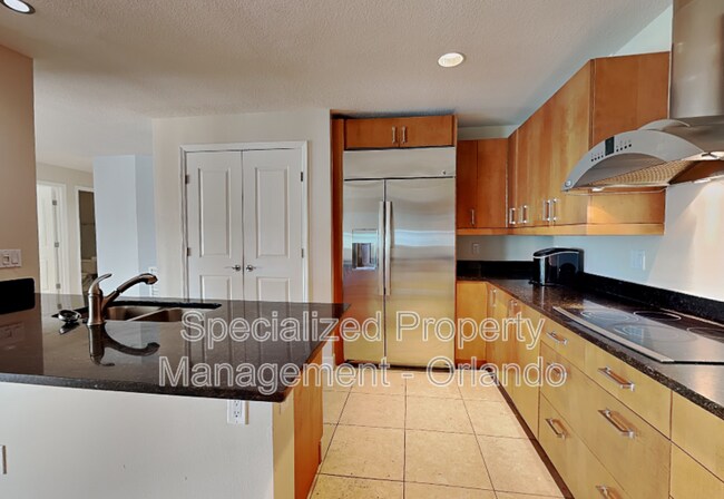Building Photo - 100 S Eola Dr