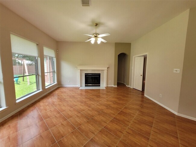 Building Photo - 15427 Truslow Point Ln